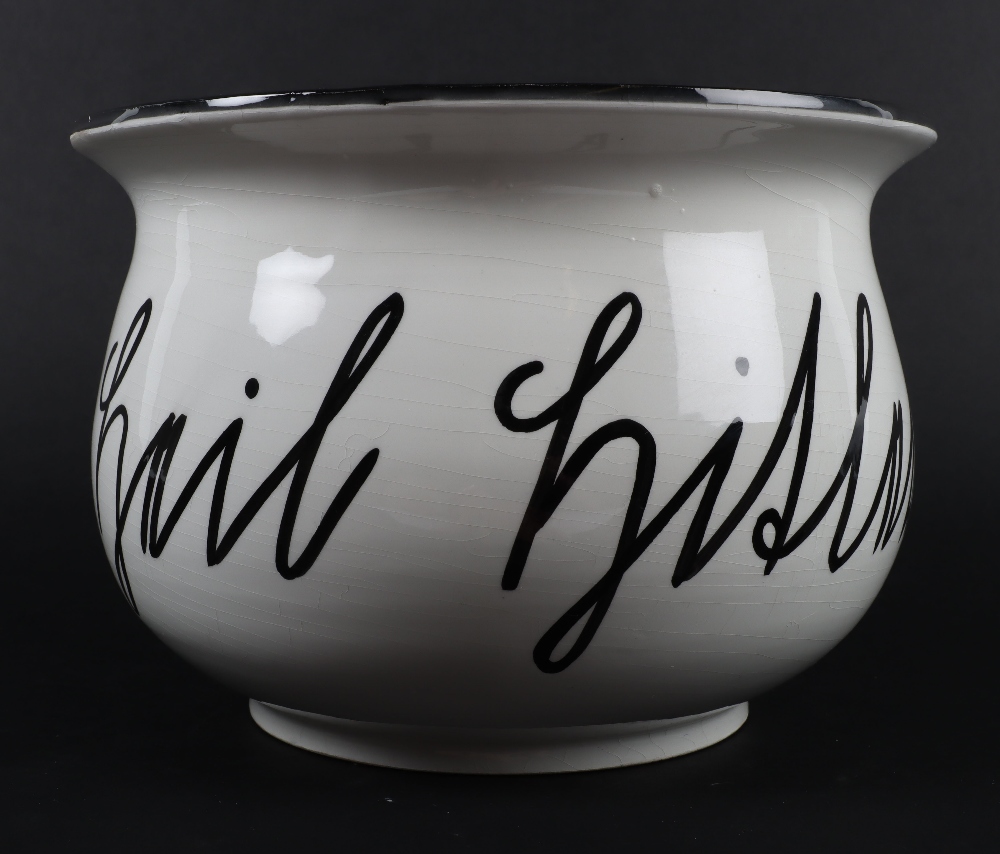 Unsigned WW2 ‘Heil Hitler’ Novelty Anti-German Chamber Pot - Image 2 of 7