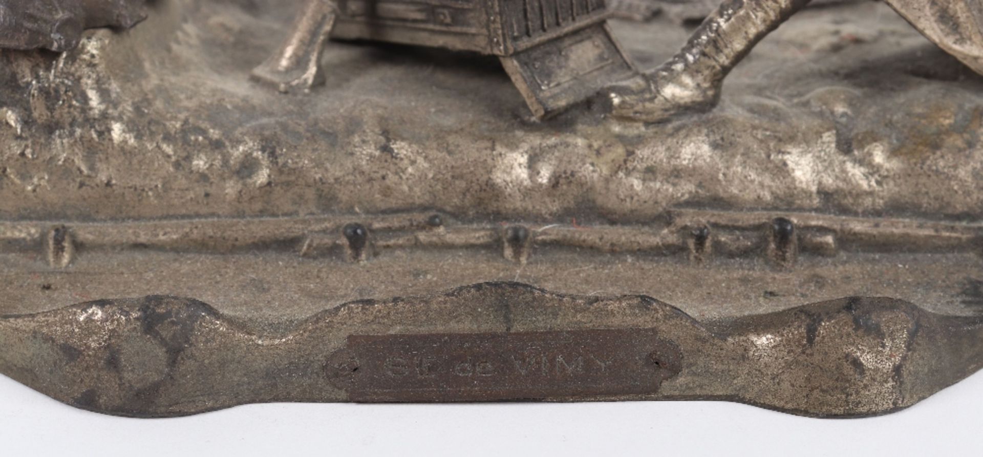 WW1 Commemorative Desk Piece in form of a French Machine Gunner in Combat - Image 9 of 10