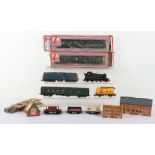 Quantity of Lima and Hornby trains with accessories