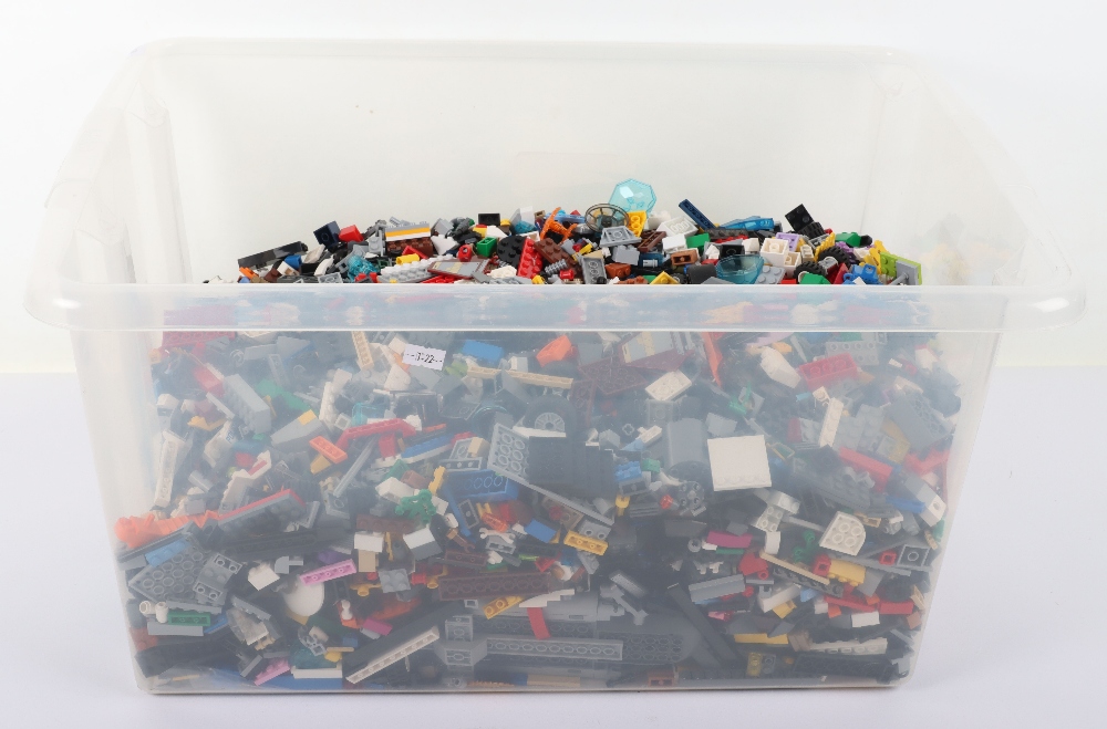 Large Quantity of Mixed Lego minifigures and bricks - Bild 9 aus 9