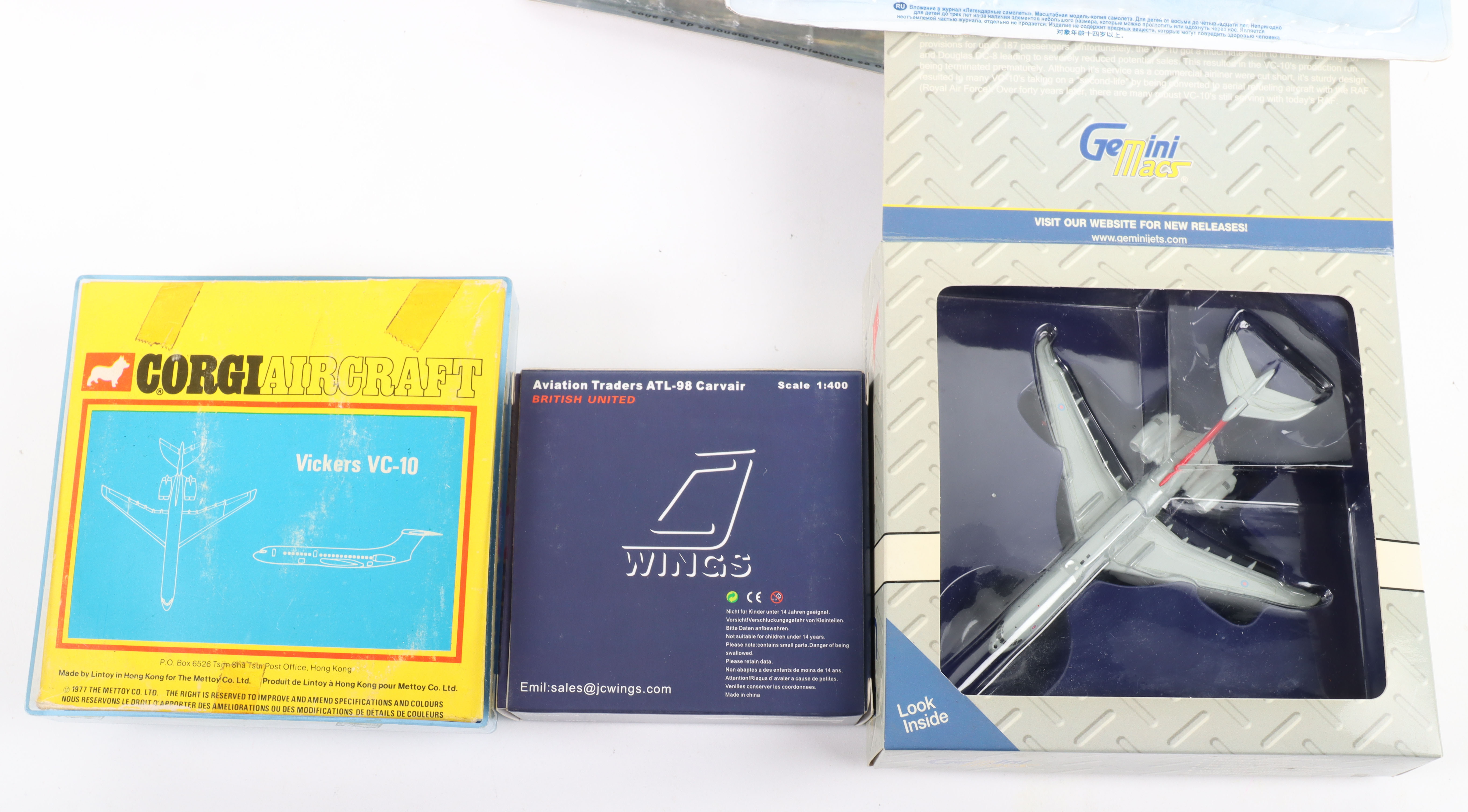 Seven Mixed Diecast model aeroplanes boxed - Bild 2 aus 2