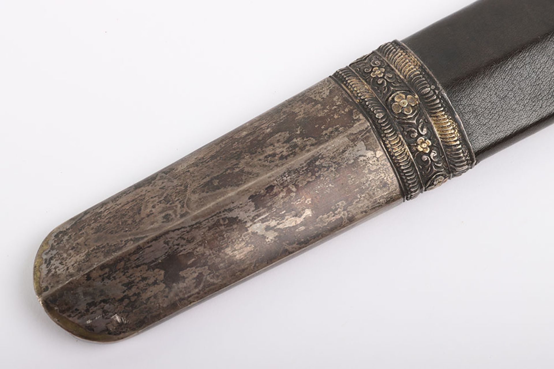 Good Tibetan Silver Mounted Dagger, 19th Century - Image 6 of 10