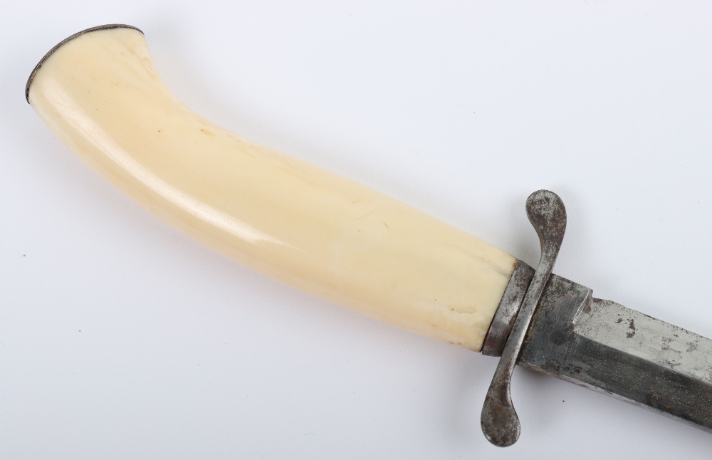 A Late 19th Century Norwegian Carved Walrus Tusk Sheath Knife - Bild 4 aus 8