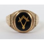 A 9ct gold masonic ring