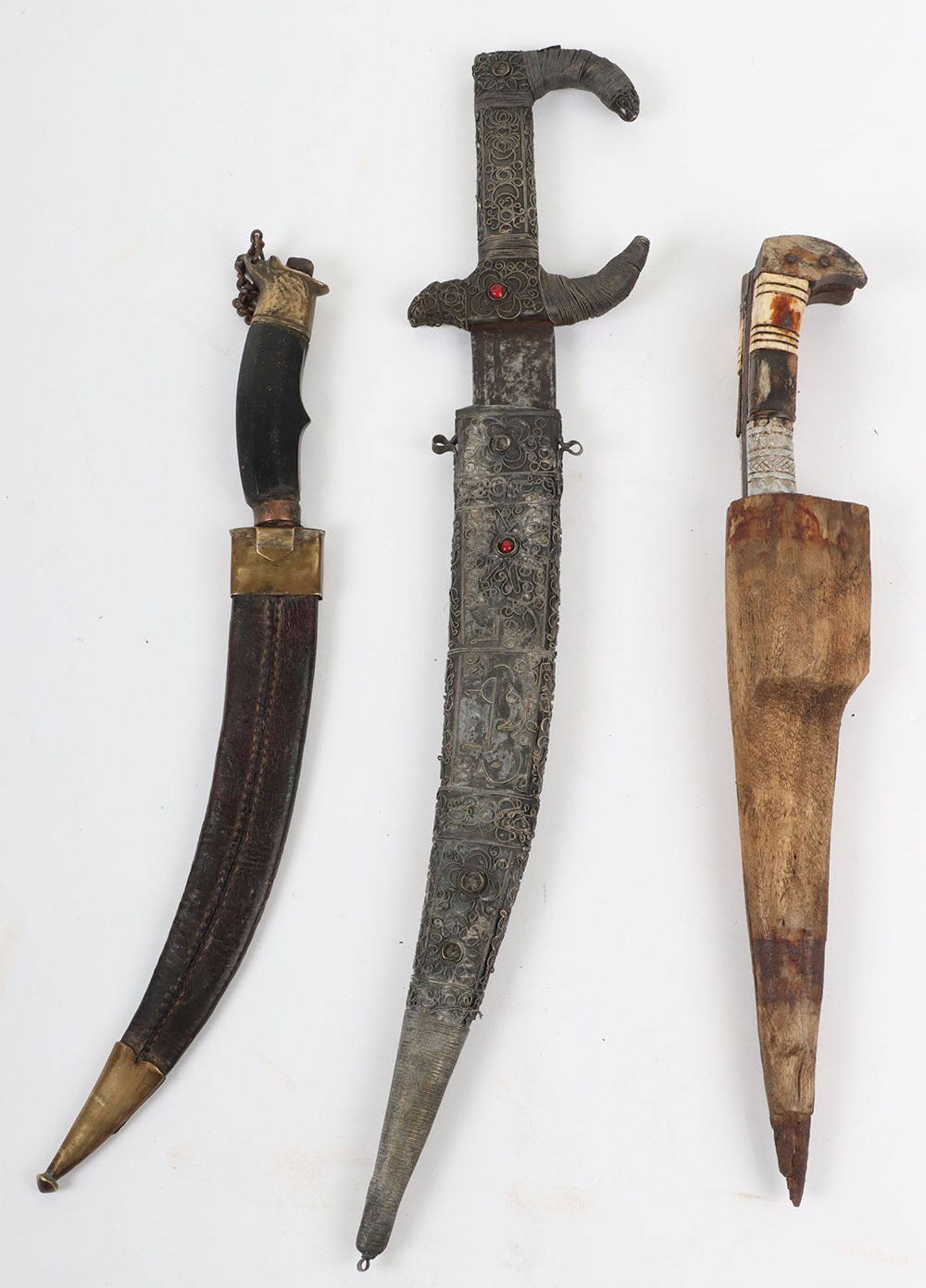 Three Eastern daggers - Image 2 of 4