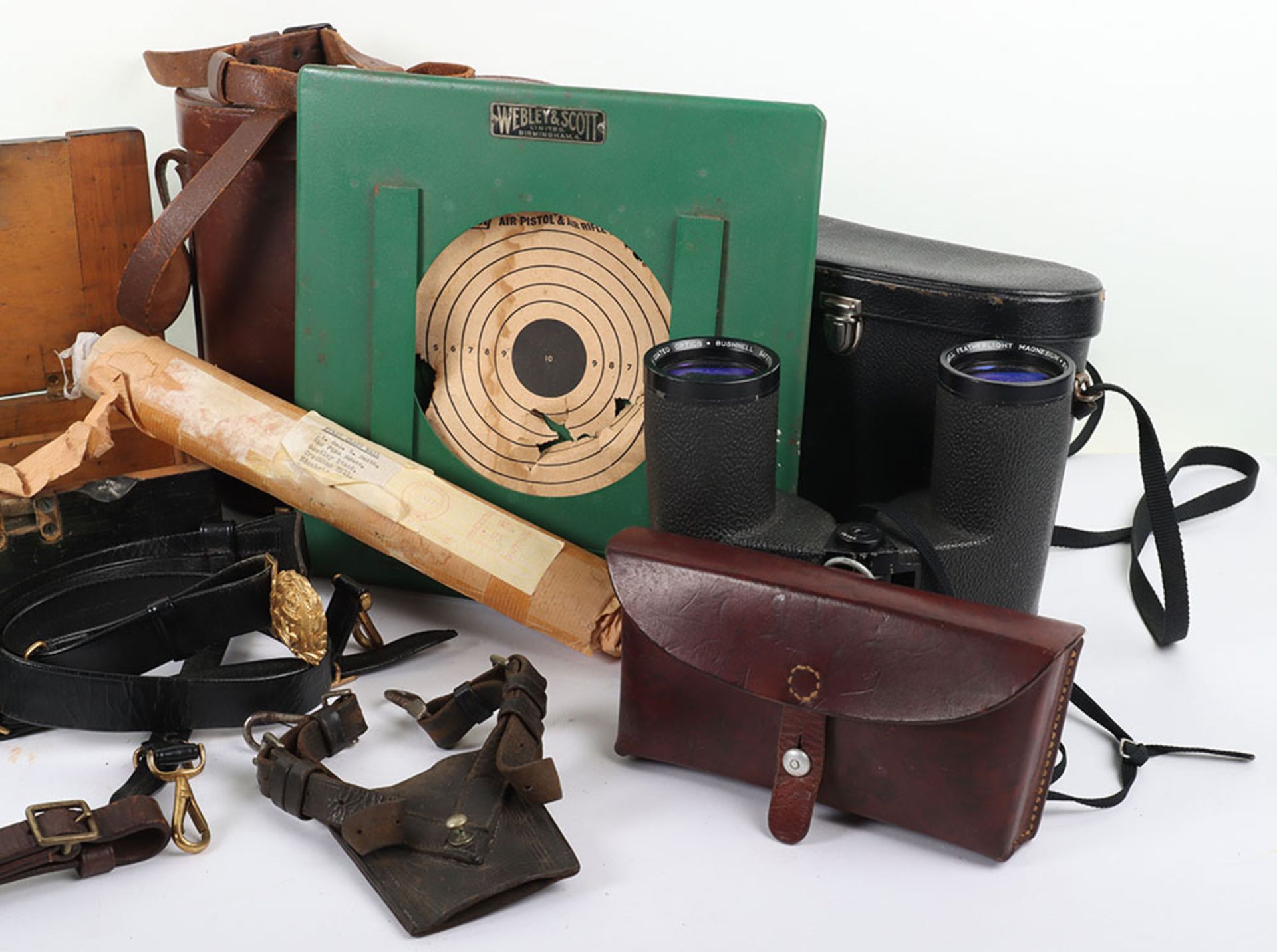 A mixed lot of militaria including a WWII Fairburn Sykes Commando dagger - Image 2 of 5