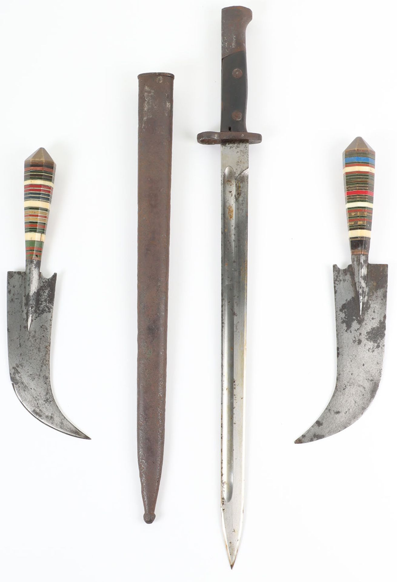 A British 1907 pattern sword bayonet and scabbard - Image 3 of 5