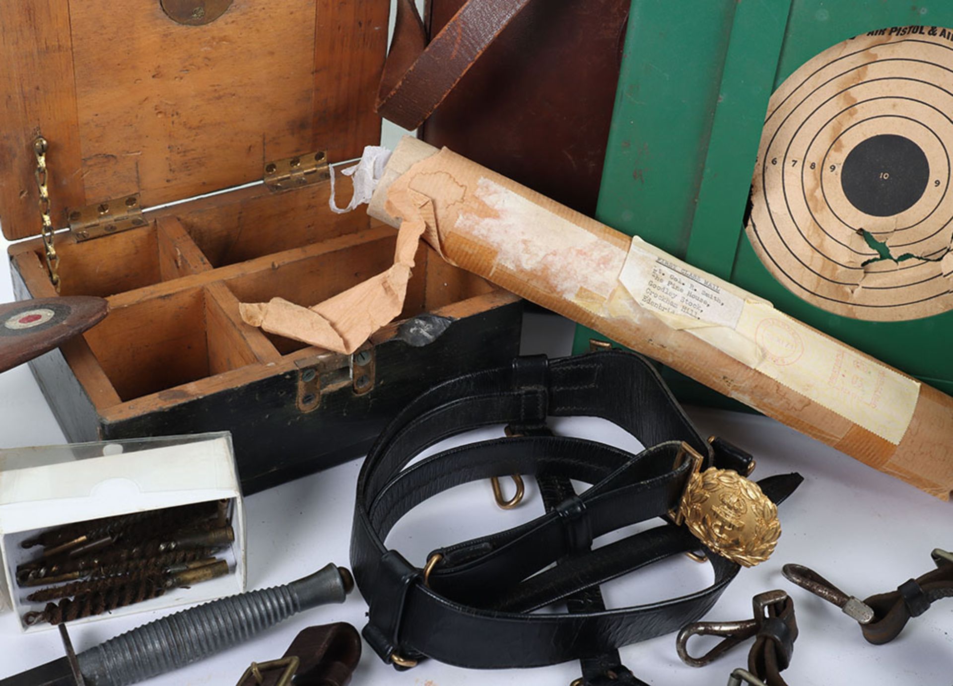A mixed lot of militaria including a WWII Fairburn Sykes Commando dagger - Image 4 of 5