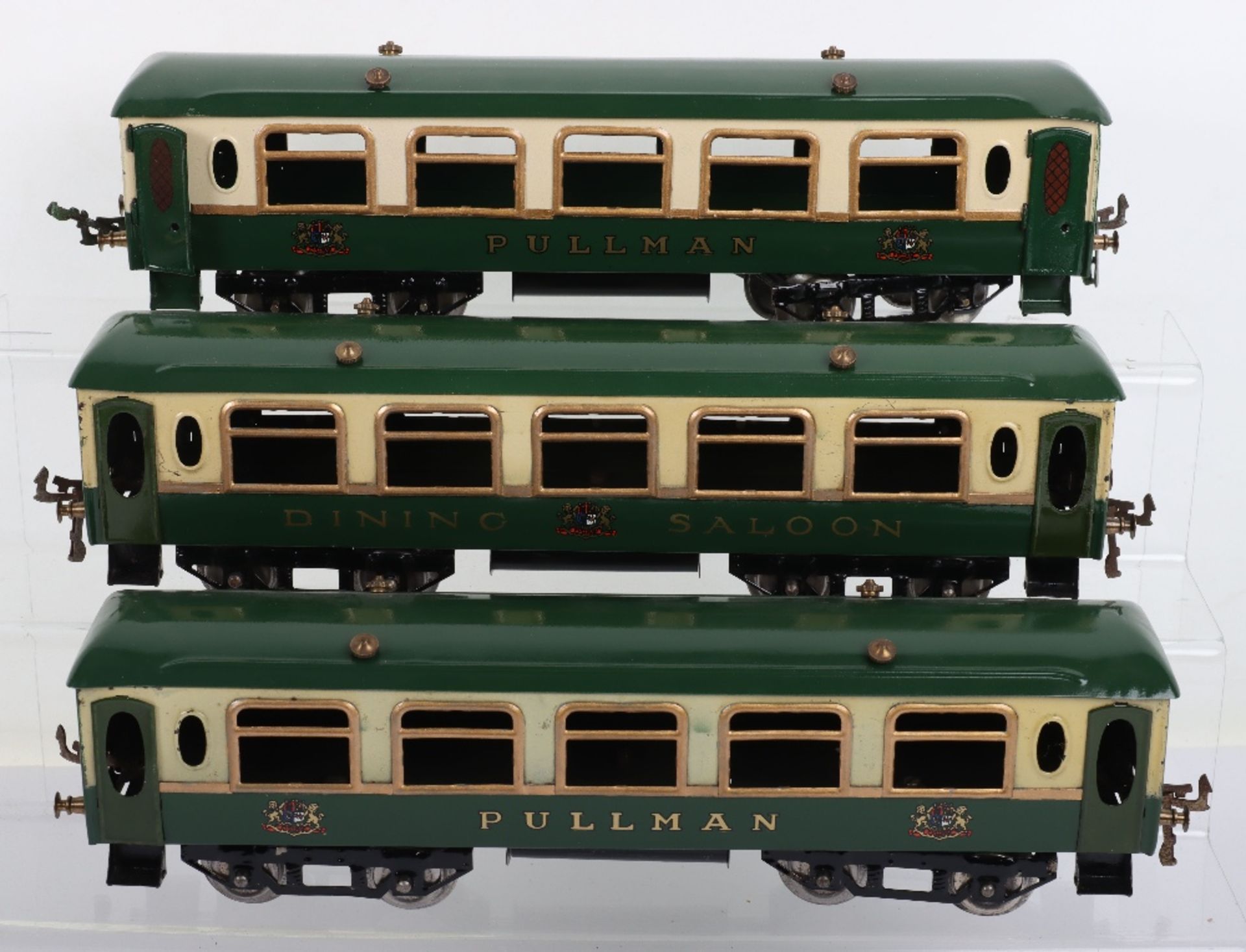 Hornby Series 0 gauge No.2 Pullman coaches - Image 4 of 4
