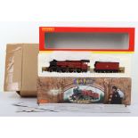 Hornby 00 Gauge R2301 Hogwarts Express Locomotive Gold Plated Edition