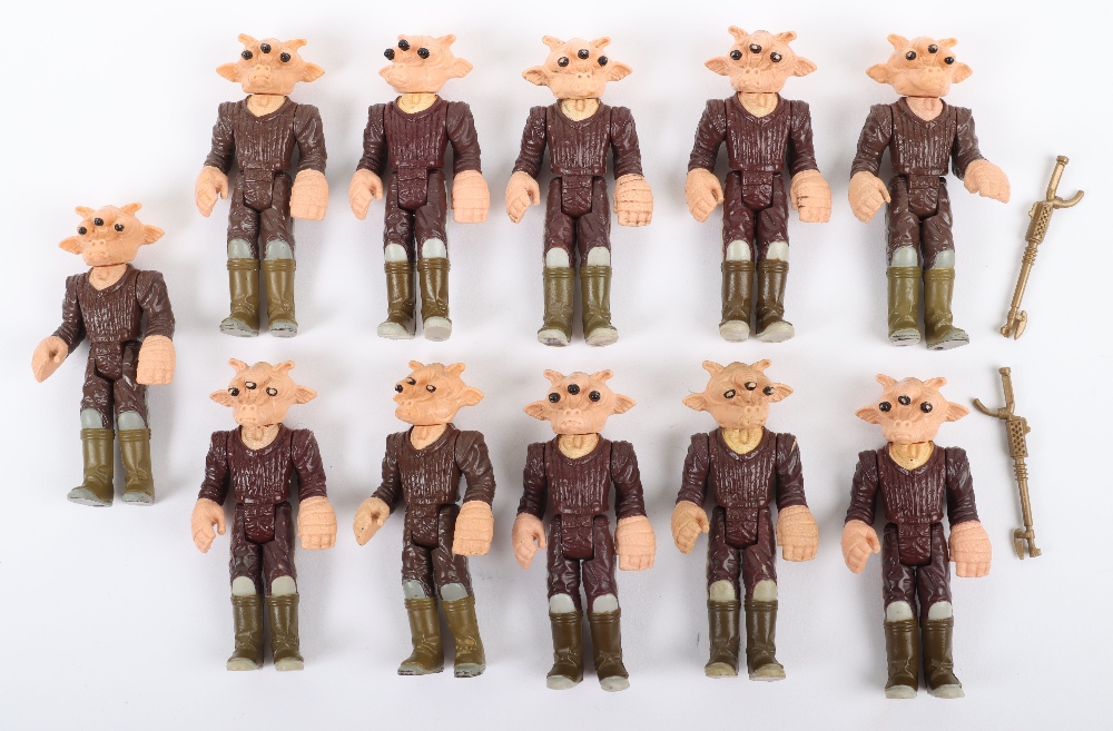 Eleven Loose Vintage Star Wars Return of The Jedi Ree-Yees Figures