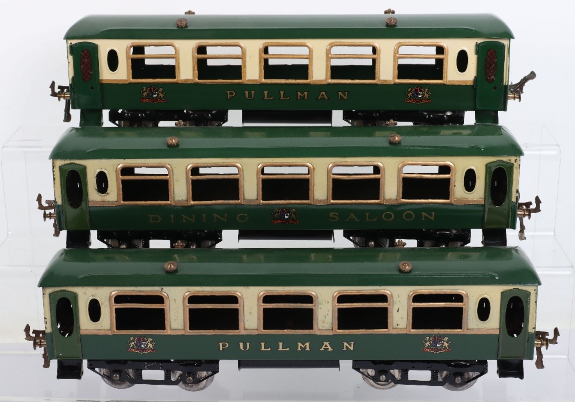 Hornby Series 0 gauge No.2 Pullman coaches - Image 3 of 4