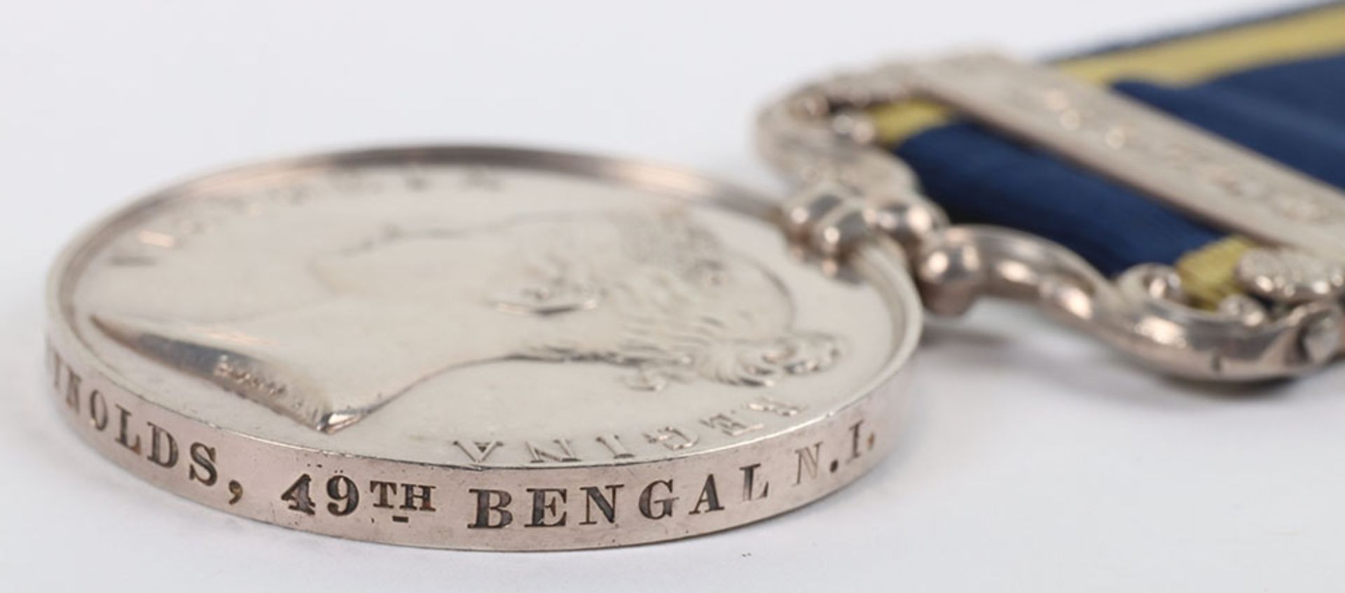 Fine Punjab Medal 1848-49 Awarded to a Captain in the 49th Bengal Native Infantry - Bild 3 aus 7