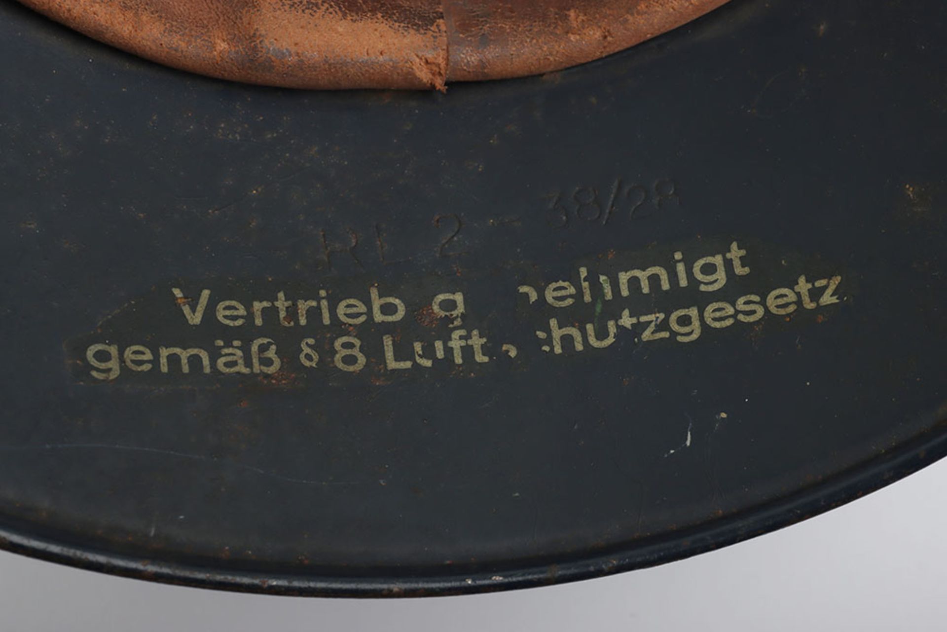 WW2 German Luftschutz Helmet - Bild 9 aus 9