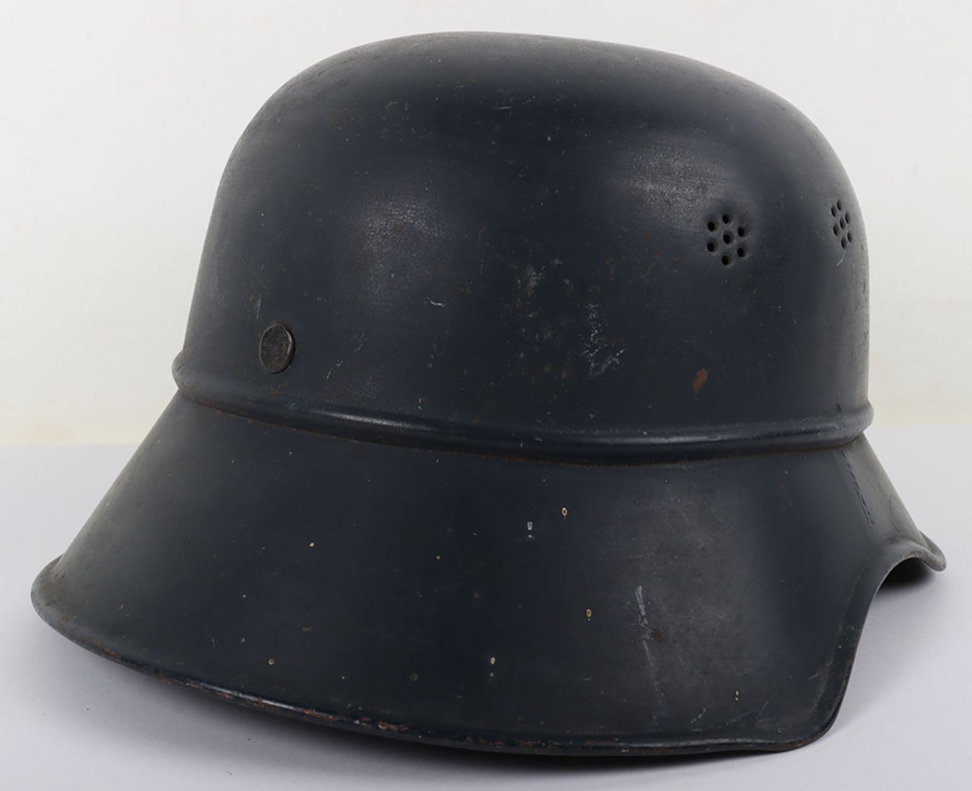 WW2 German Luftschutz Helmet - Bild 5 aus 9