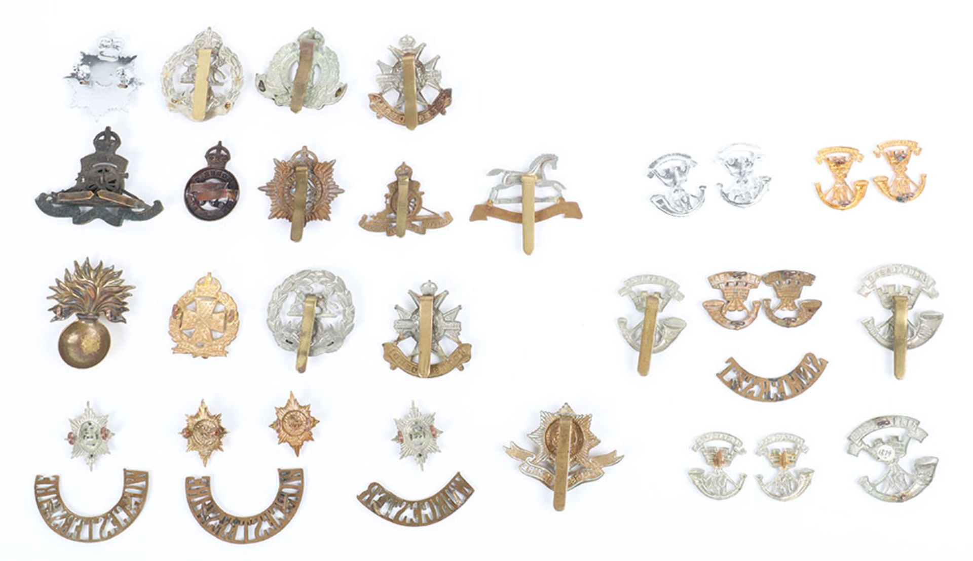 Grouping of British Military Cap Badges - Image 4 of 4