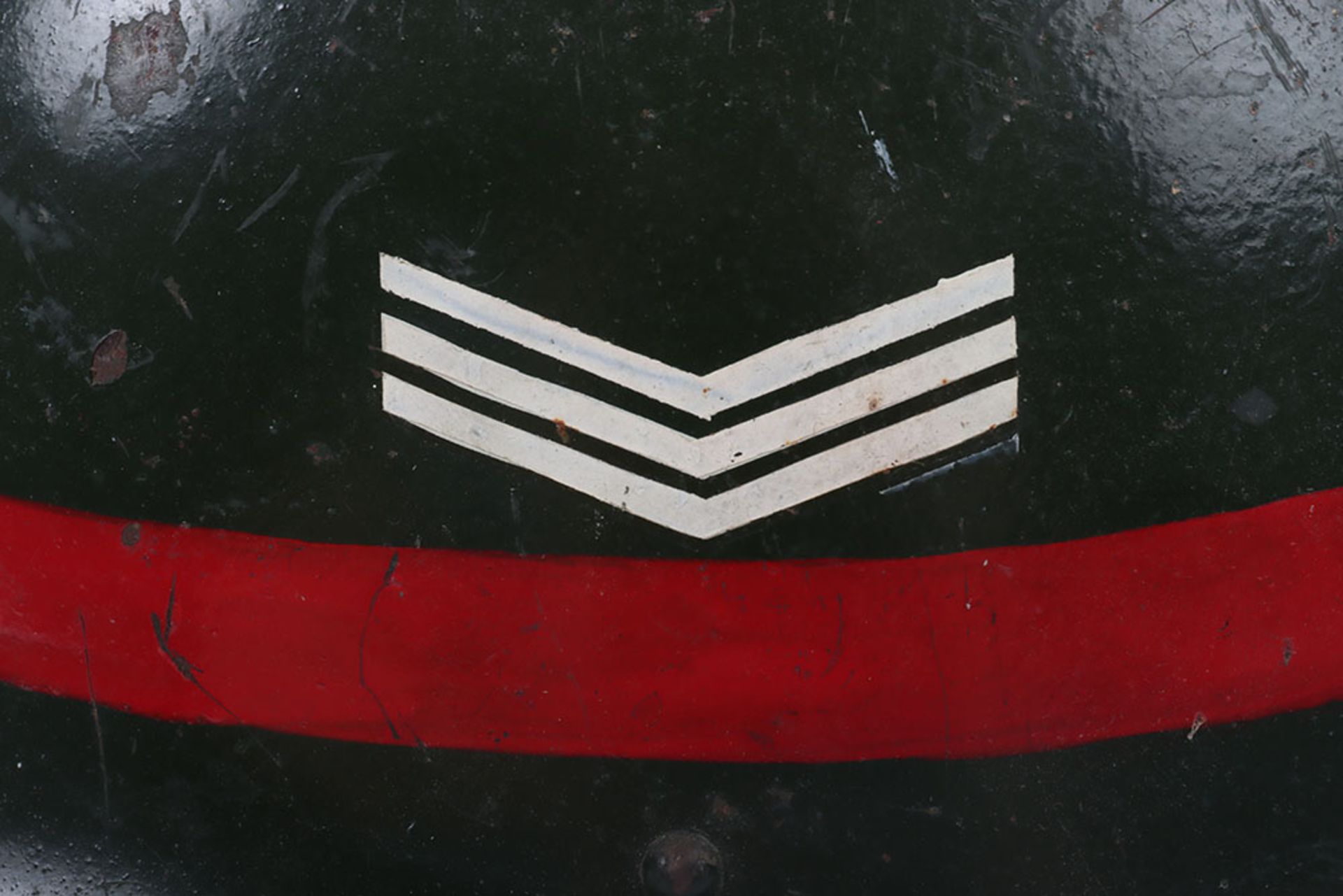 British Post 1945 Military Police Sergeants MKIV Steel Helmet - Bild 9 aus 17