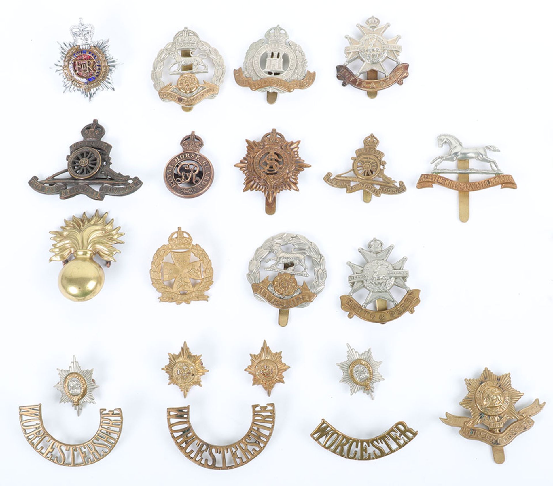 Grouping of British Military Cap Badges - Image 3 of 4
