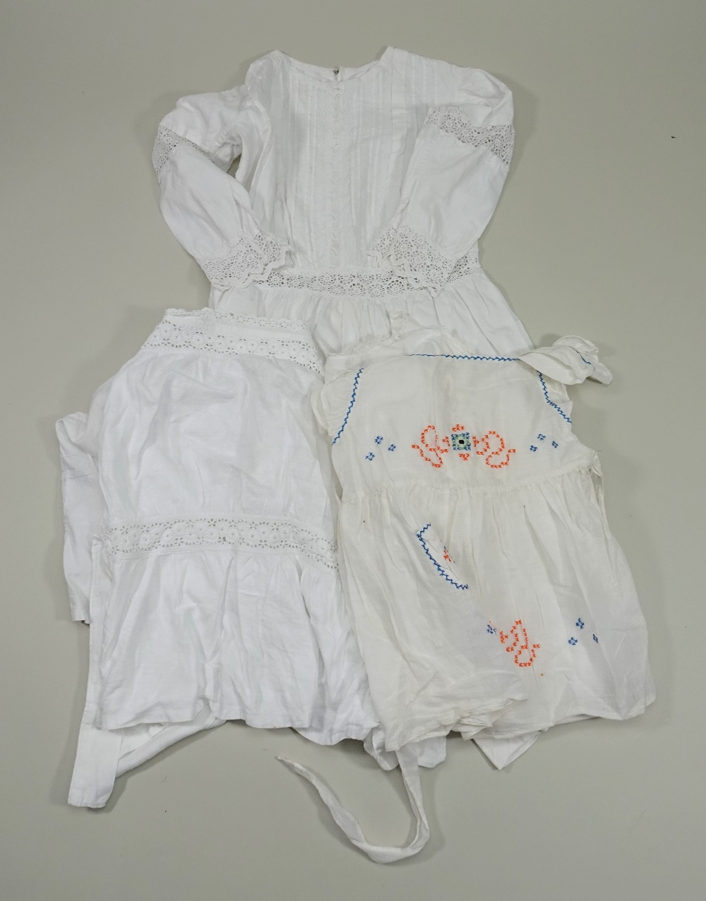 Collection of children’s clothing, - Image 3 of 3
