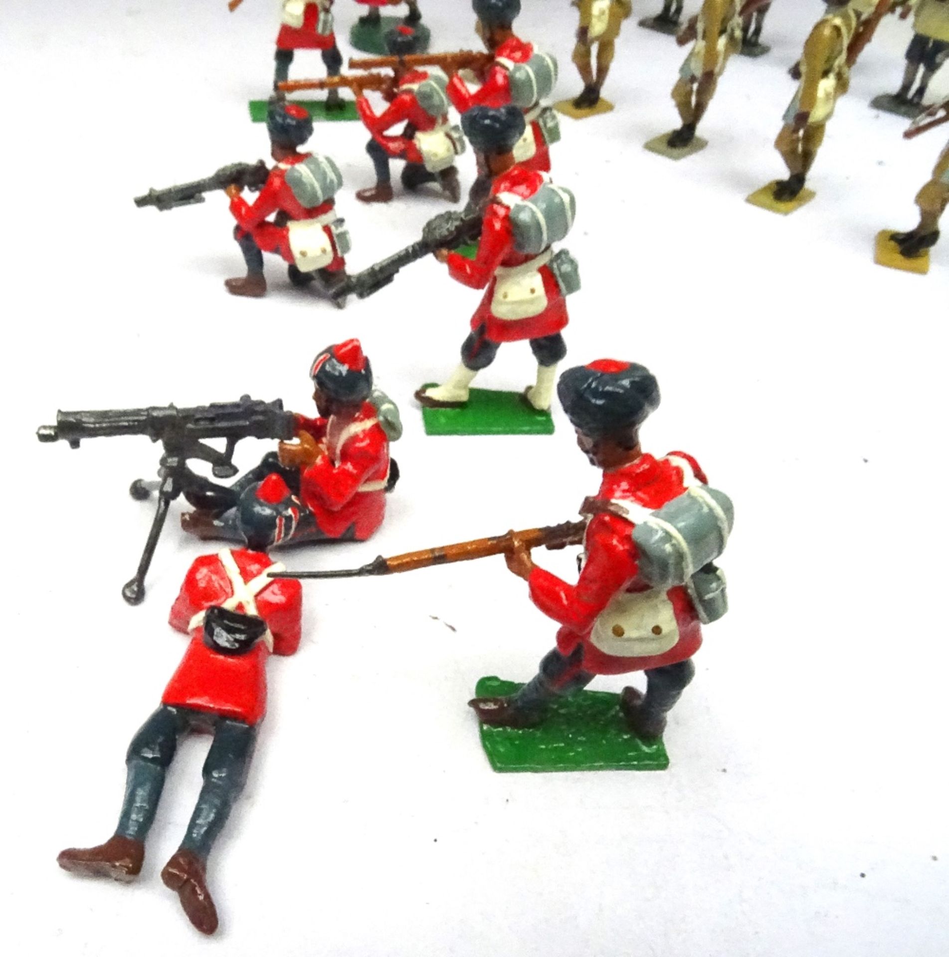 British Indian Army New Toy Soldiers with Maxim and Lewis Guns - Image 6 of 10