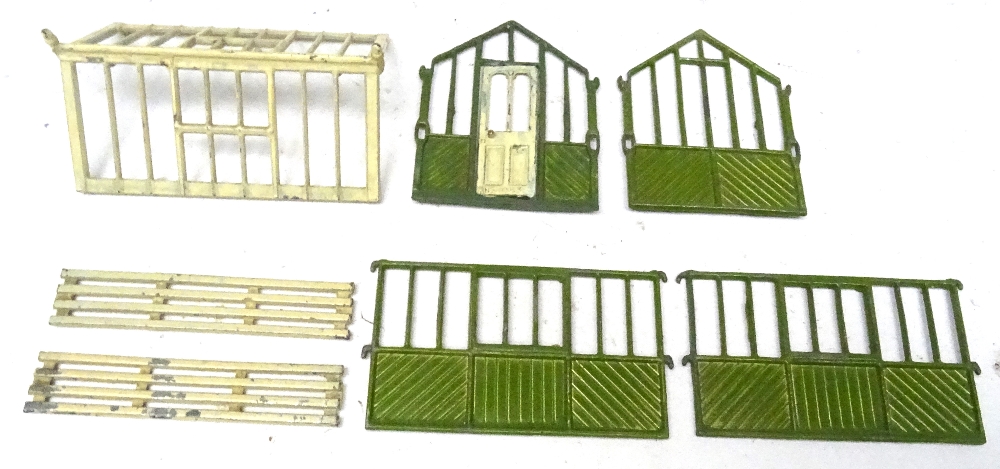 Britains set 053 span roof Greenhouse - Image 5 of 5