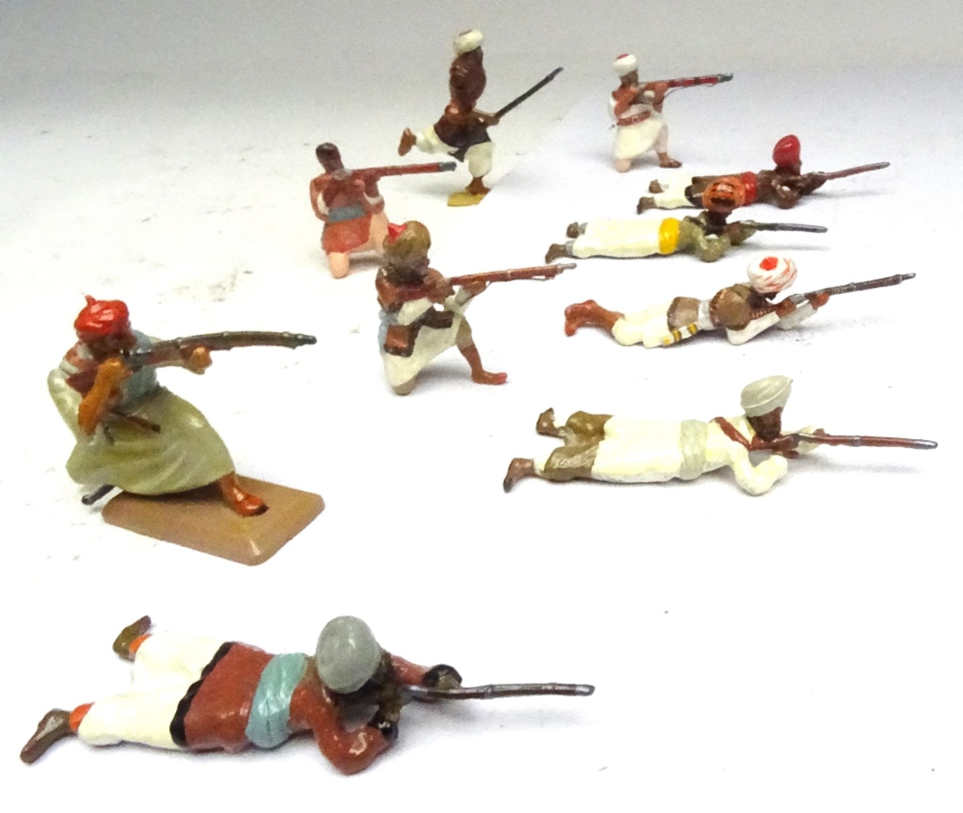 British Indian Army New Toy Soldiers with Maxim and Lewis Guns - Image 9 of 10