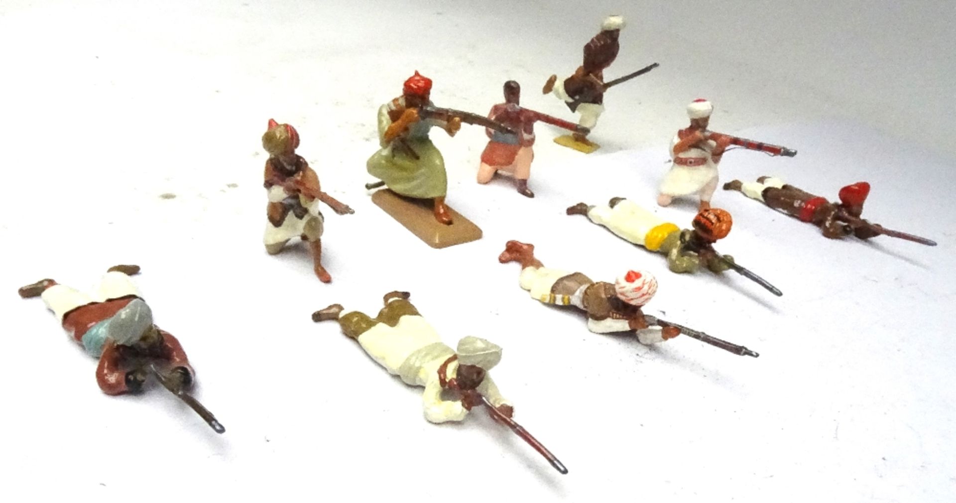 British Indian Army New Toy Soldiers with Maxim and Lewis Guns - Image 10 of 10