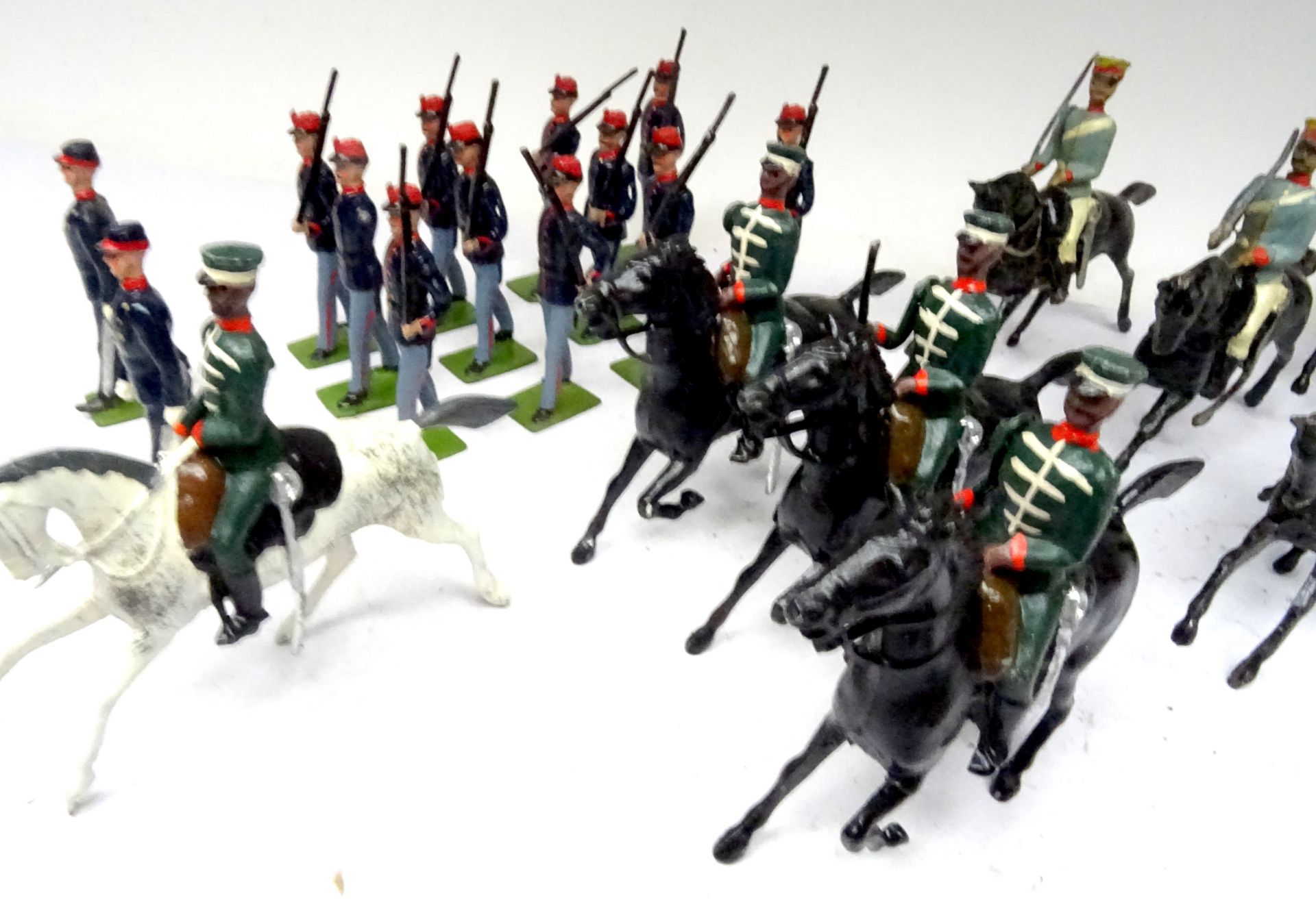 Britains Foreign troops, repainted, Cavalry, Austrian Lancers - Image 7 of 11