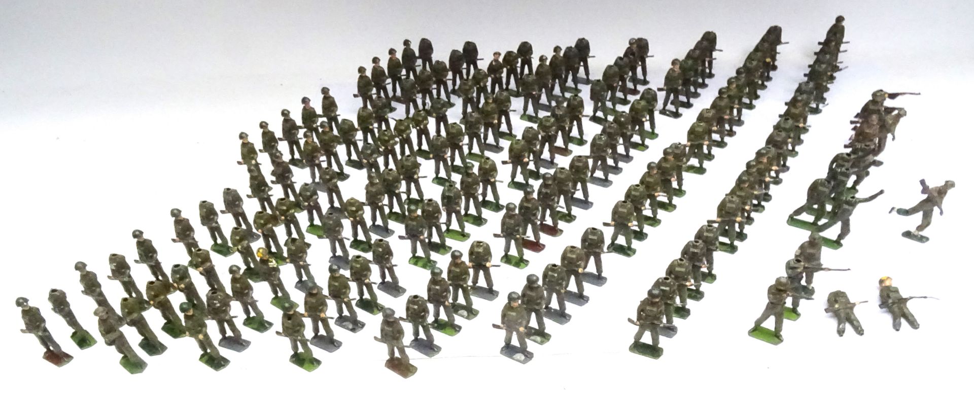 Miscellaneous toy soldiers including many Britains second grade - Bild 8 aus 12