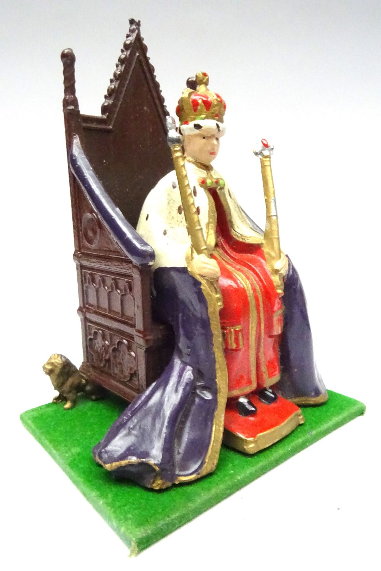 Johillco RARE souvenir figure of King George VI on Coronation Chair - Image 5 of 6