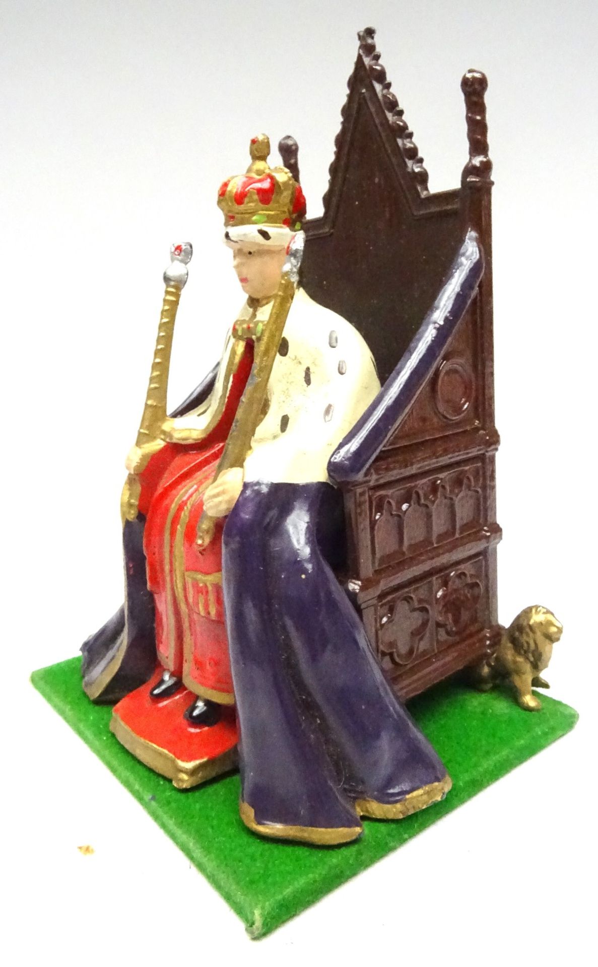 Johillco RARE souvenir figure of King George VI on Coronation Chair - Image 4 of 6