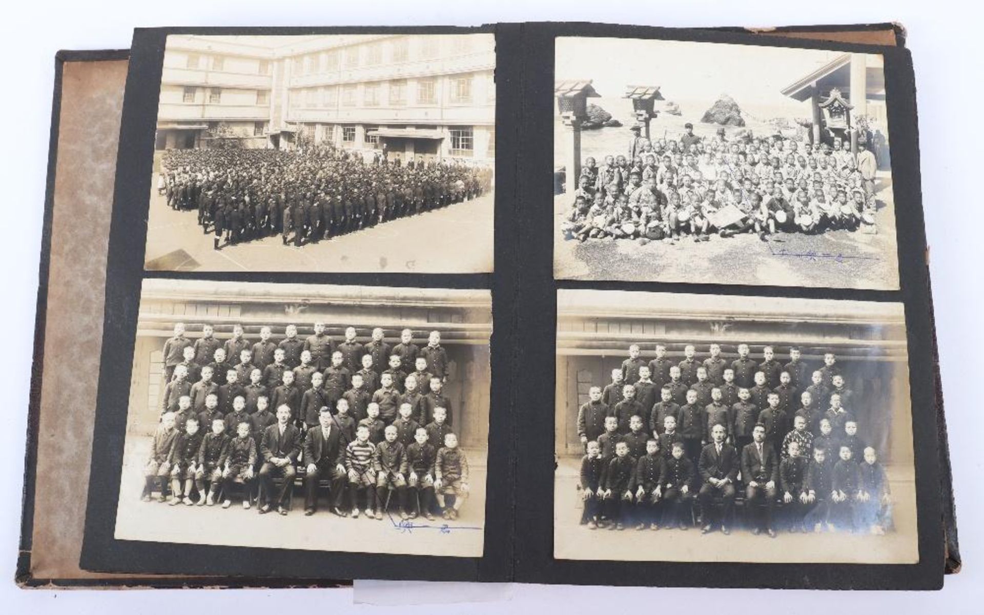 Two Japanese Photograph Albums, showing military action in China - Bild 14 aus 22