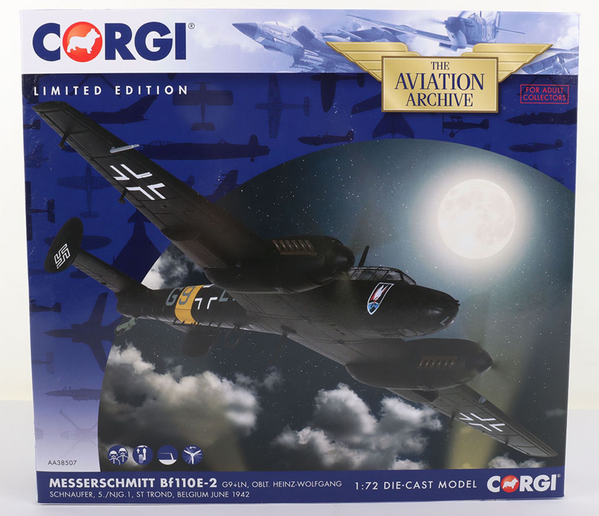 Corgi “The Aviation Archive” AA38507 Messerschmitt Bf110e-2 boxed model