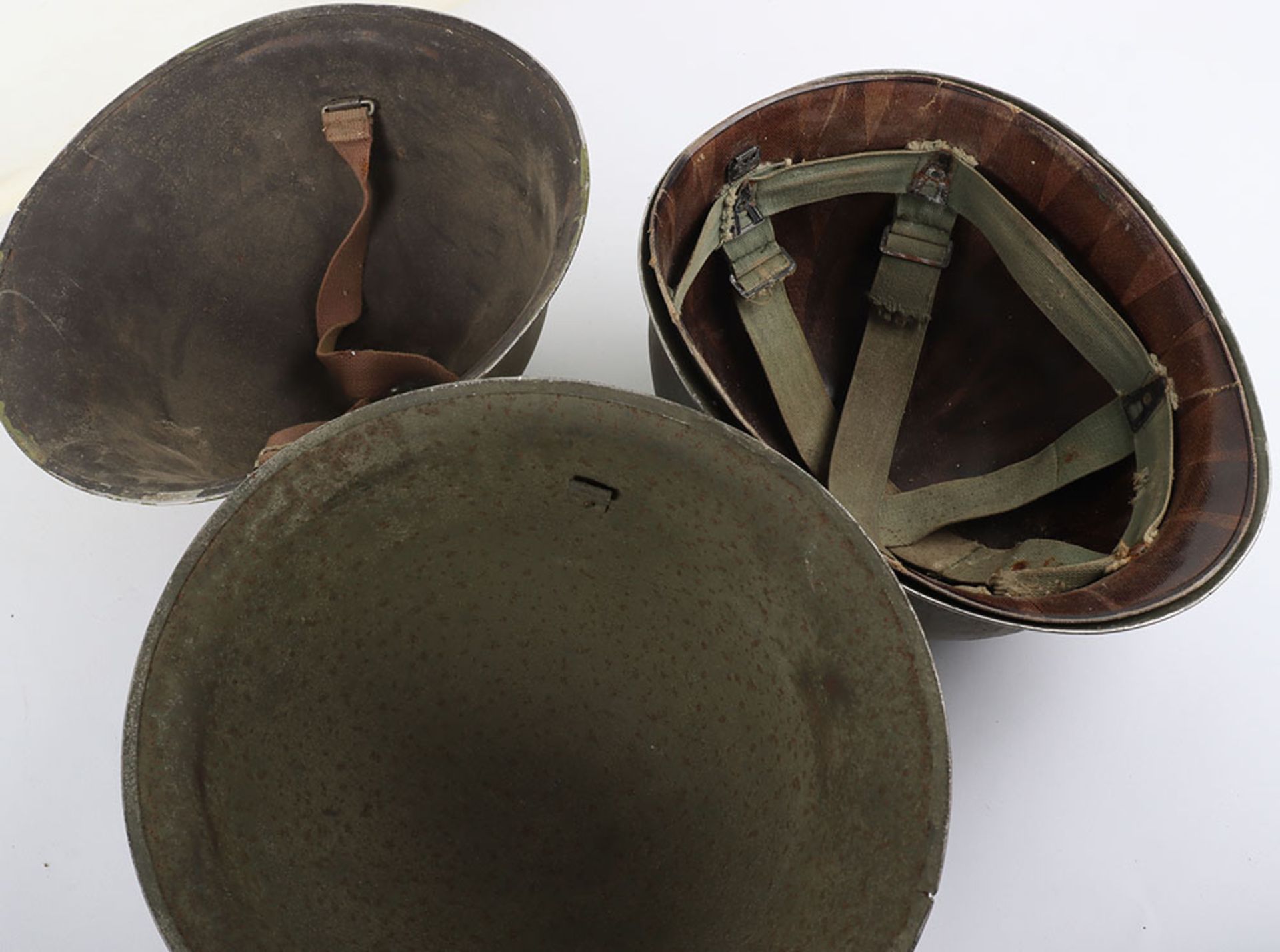 Helmets and Militaria - Bild 7 aus 9