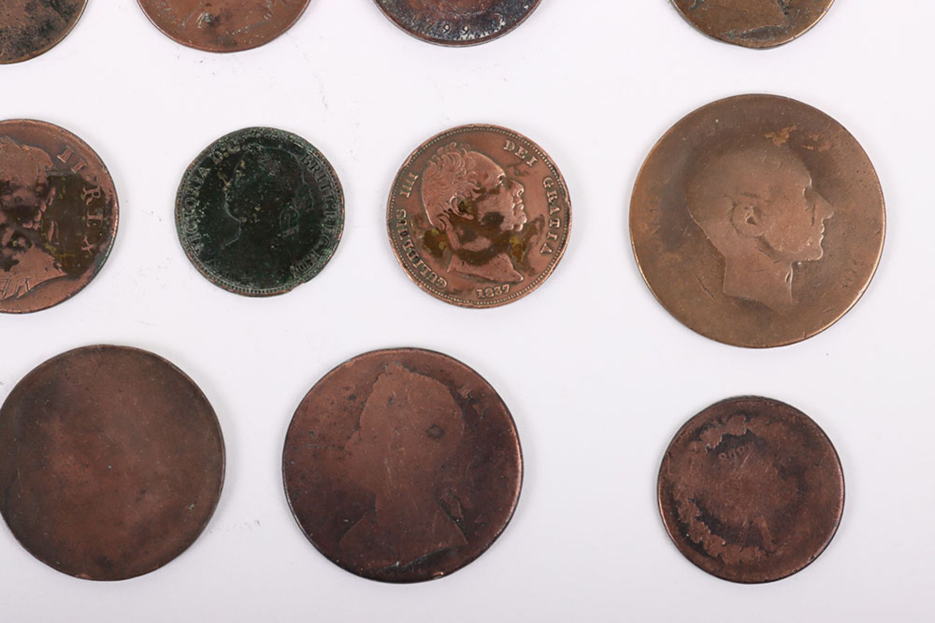A good selection of copper coinage including 1783 Washington Independence, Charles I 1673 Farthing, - Bild 2 aus 10