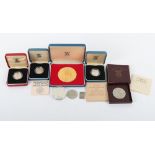 Various silver coinage including silver gilt medal for 25th Anniversary QEII (88.76g)