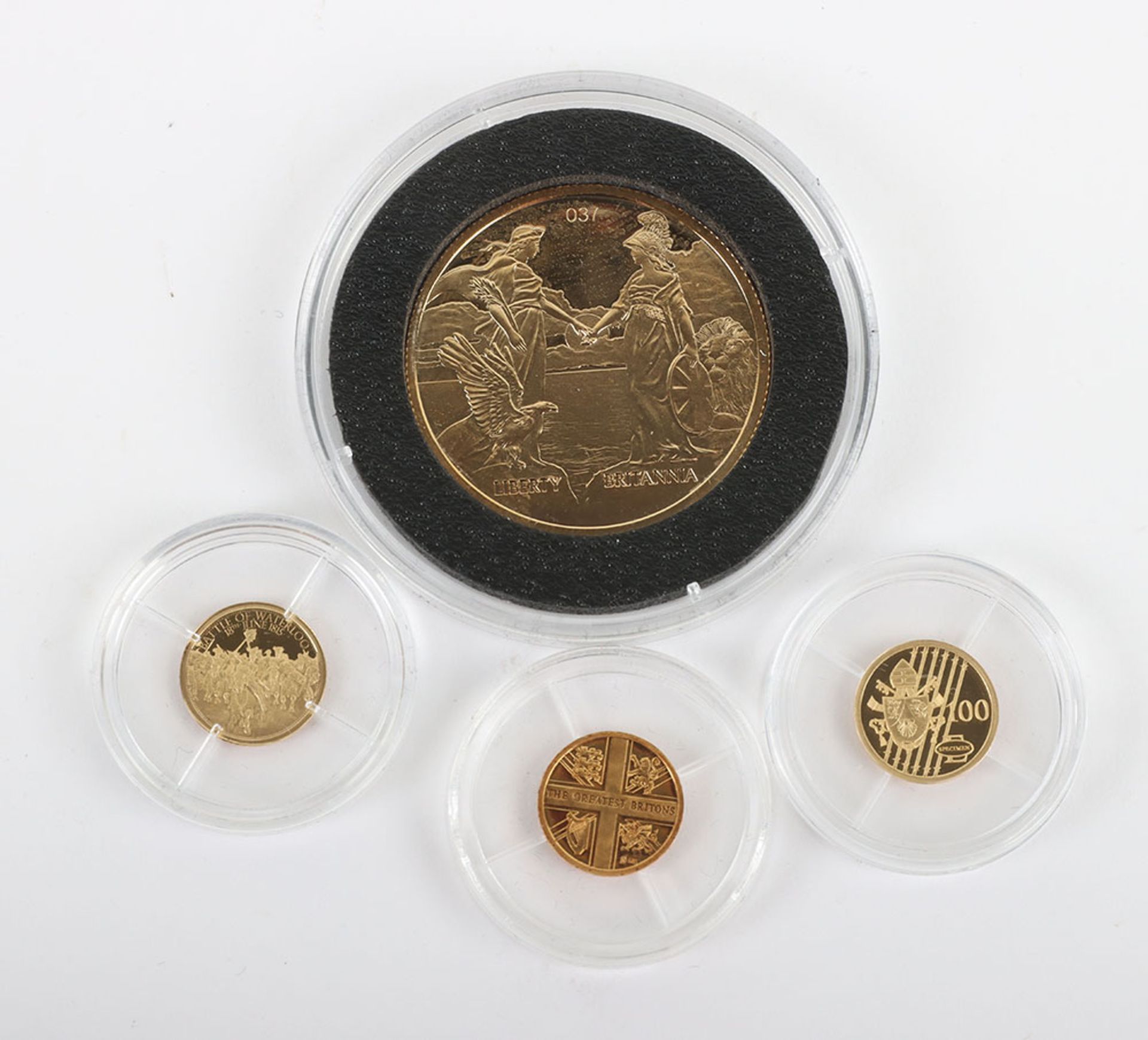 A 9ct gold Crown Liberty & Britannia (4g) with 3x 1.5g 15ct gold coins - Bild 5 aus 5
