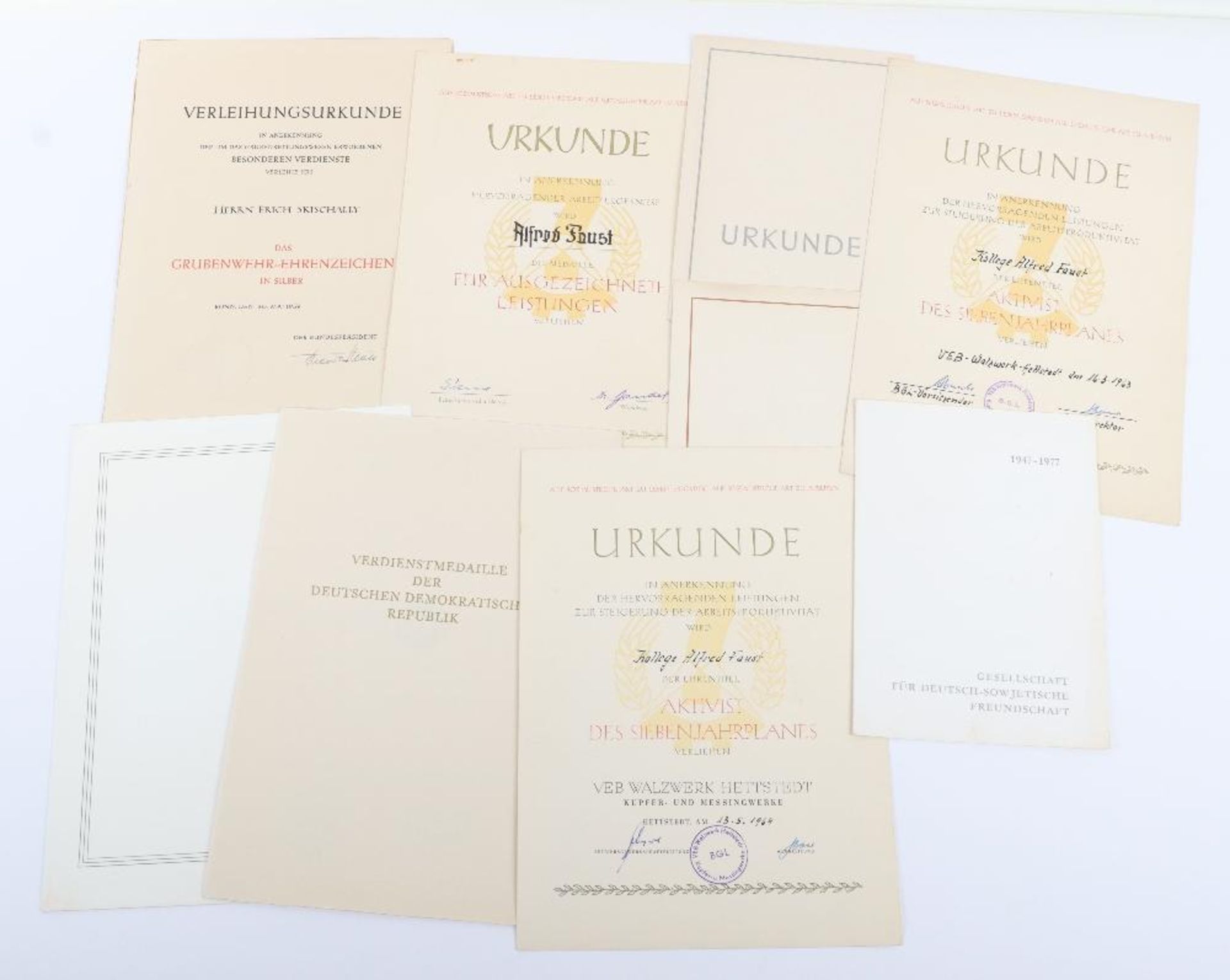 Large and Interesting Collection of East German (DDR) Awards - Bild 8 aus 15