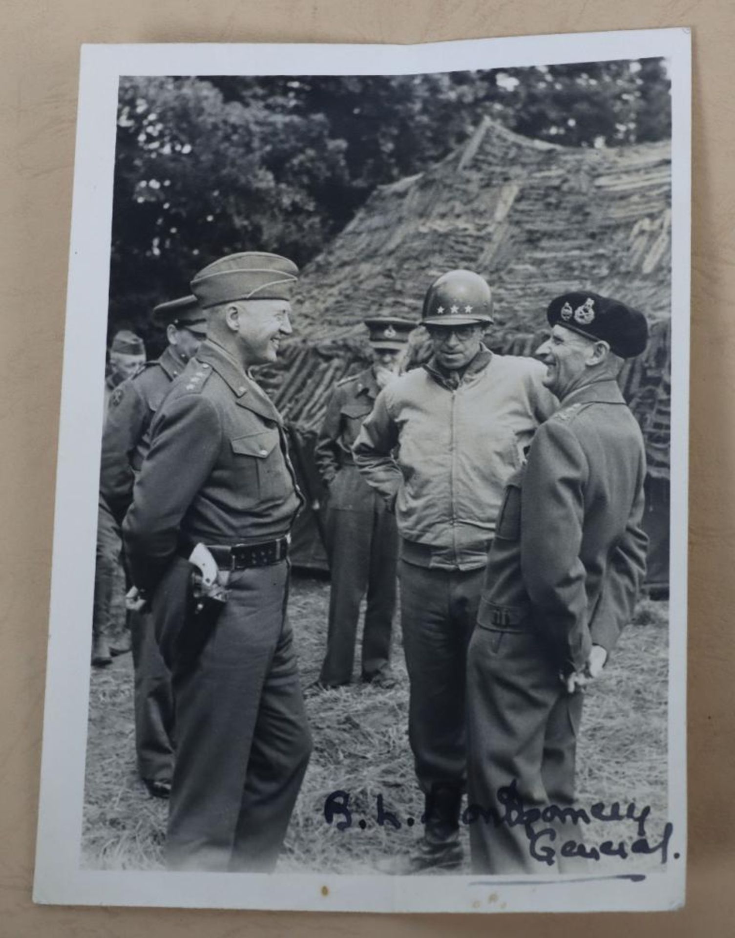 Signed Photograph and Dedicated Signed Stamp Album from Field Marshal Montgomery of Alamein - Bild 4 aus 6