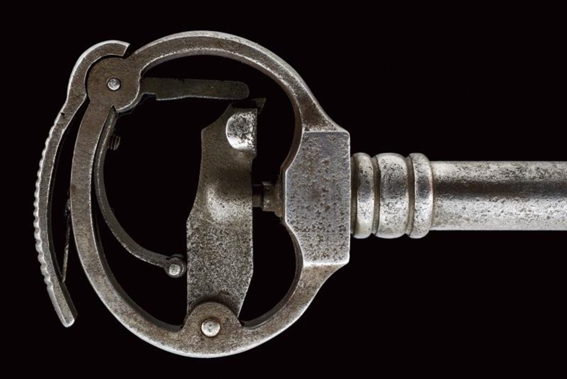 A rare key with percussion pistol - Bild 2 aus 5