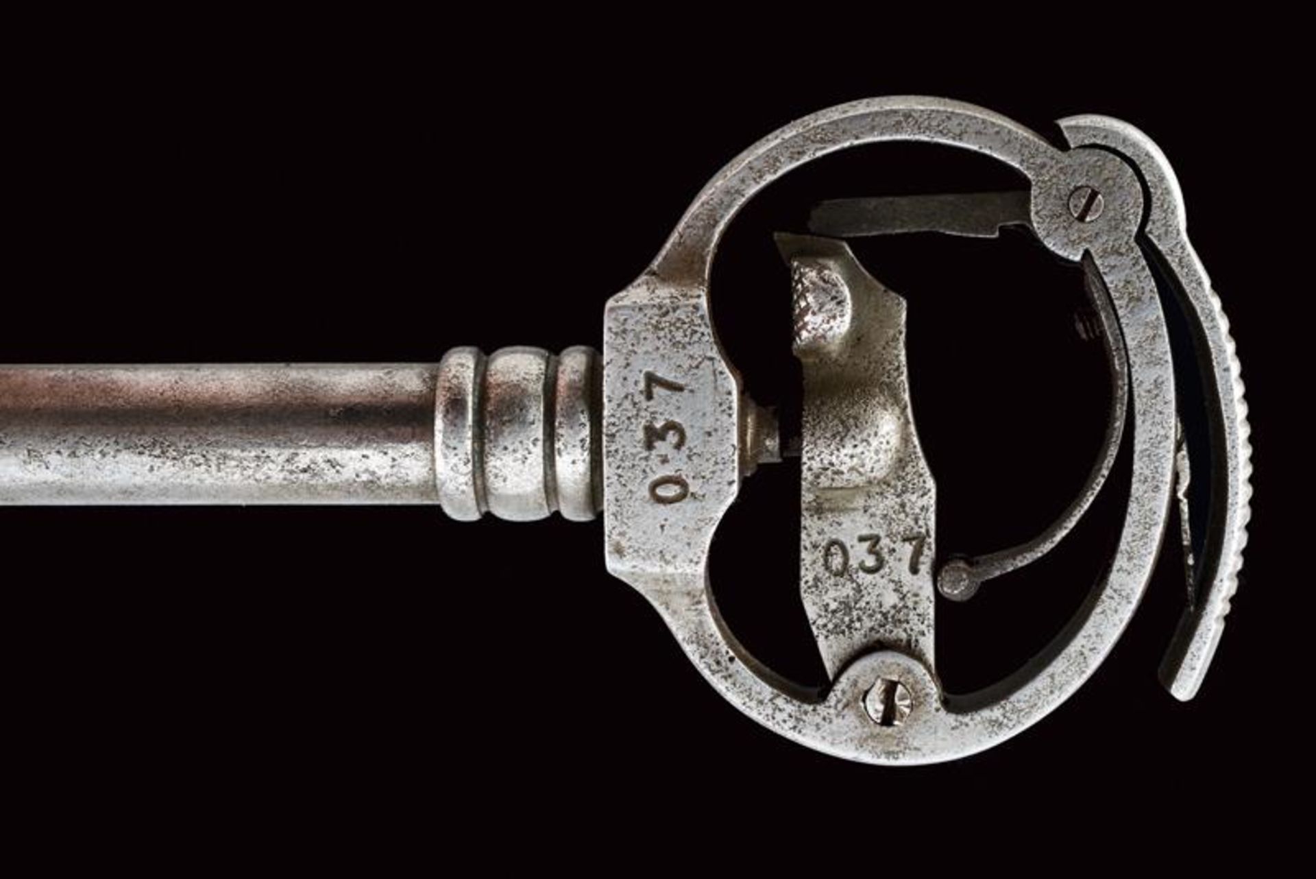 A rare key with percussion pistol - Bild 5 aus 5