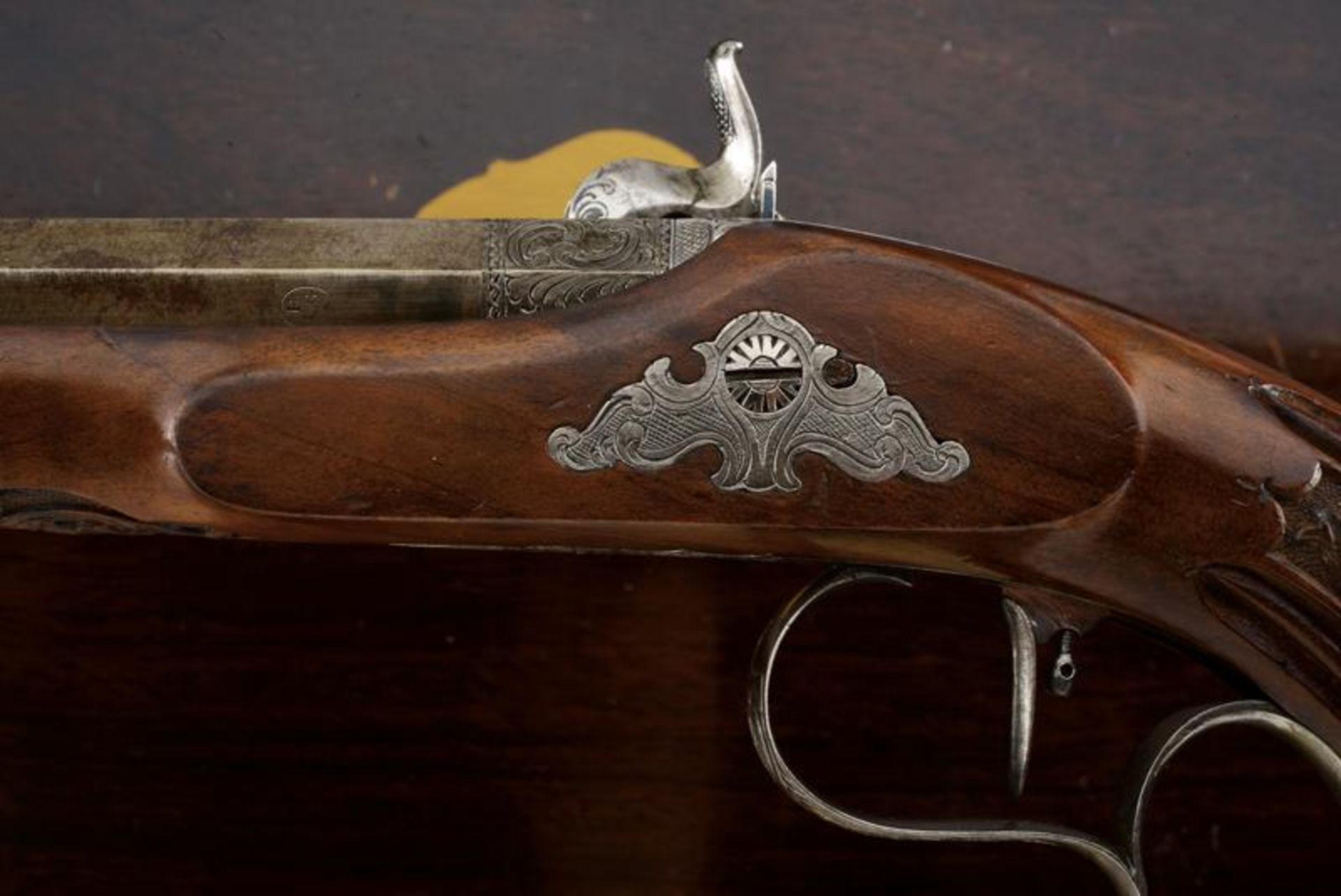 A fine pair of cased percussion pistols by Jaquet - Bild 4 aus 10