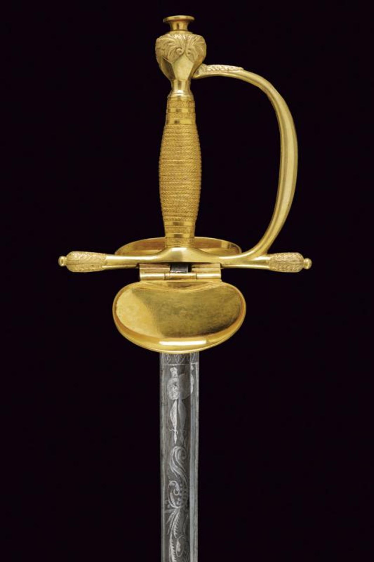 A beautiful officer's sword - Image 3 of 6