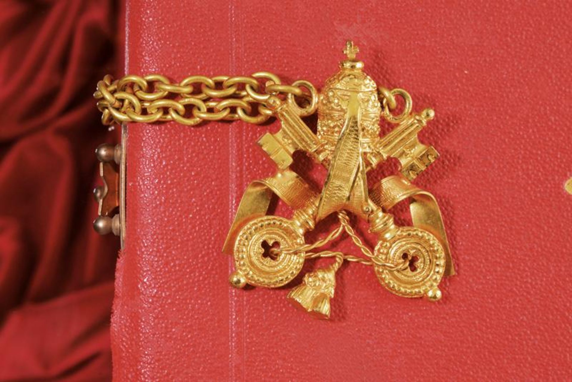A Papal gentleman's collar from Pope Benedict XV's time - Bild 4 aus 5