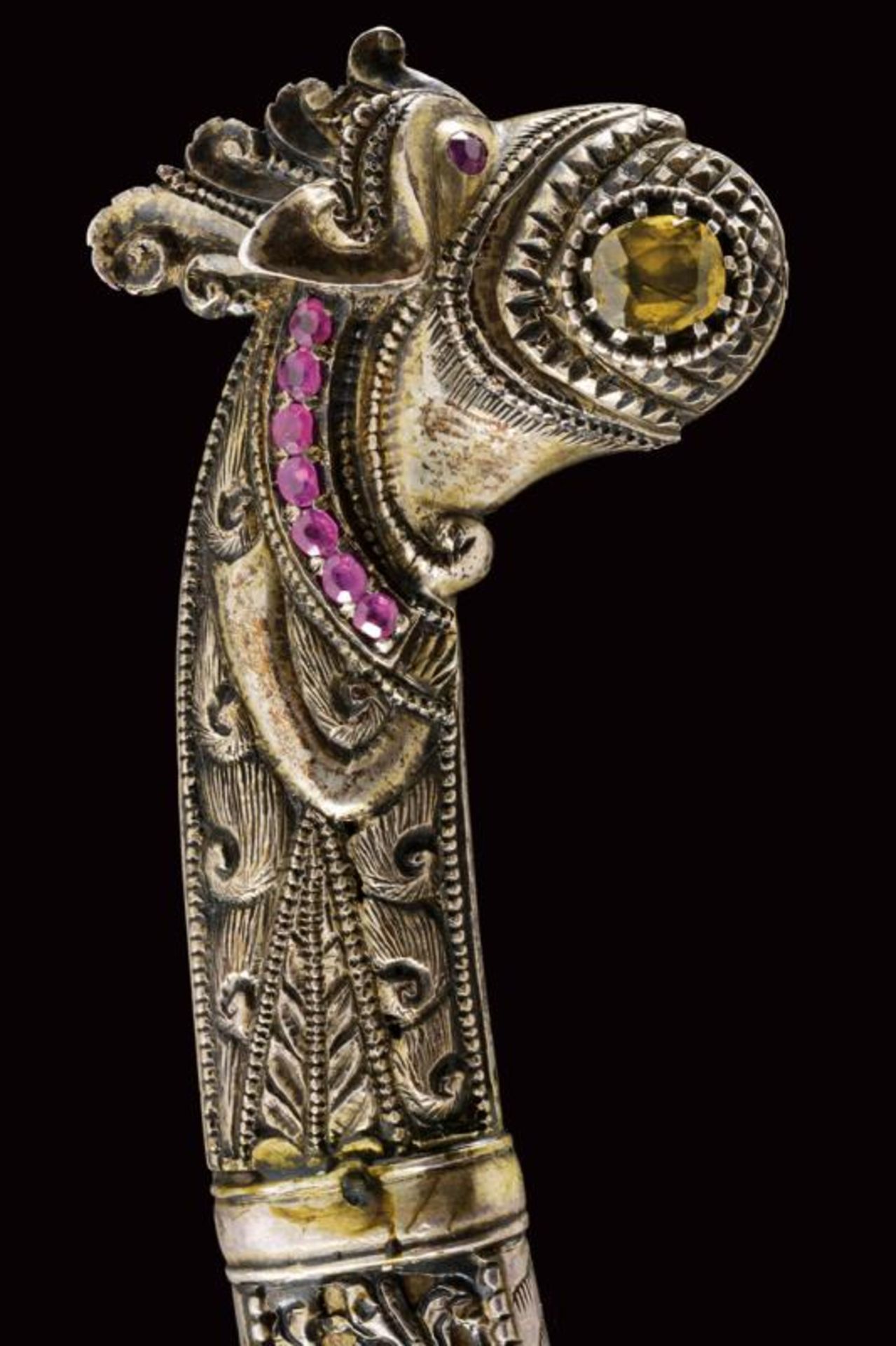 A beautiful silver kastane with semi-precious stones - Image 2 of 11