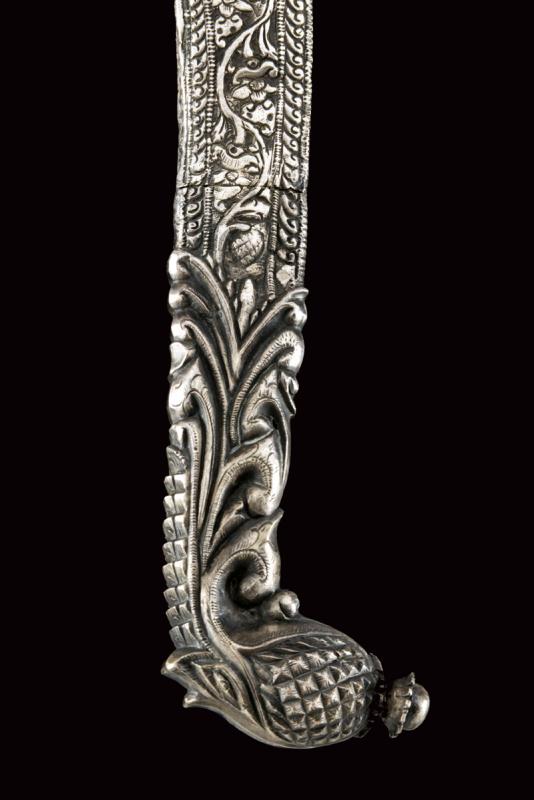 A beautiful silver-mounted kastane - Image 9 of 10
