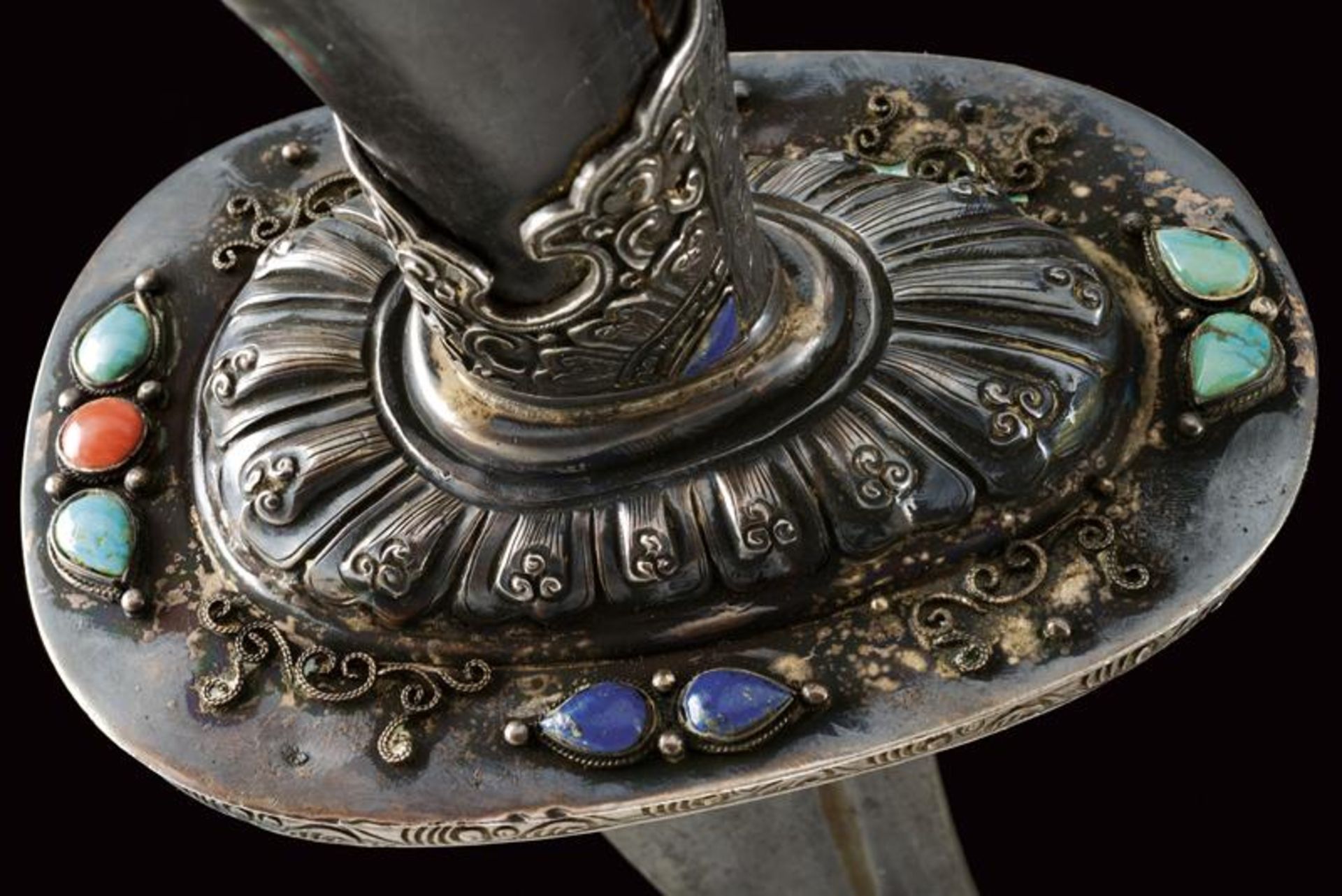 A rare silver-mounted ceremonial short sword - Image 2 of 8