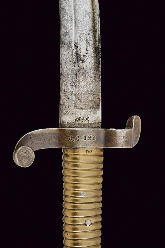 A chasseurs sabre-bayonet - Image 4 of 7