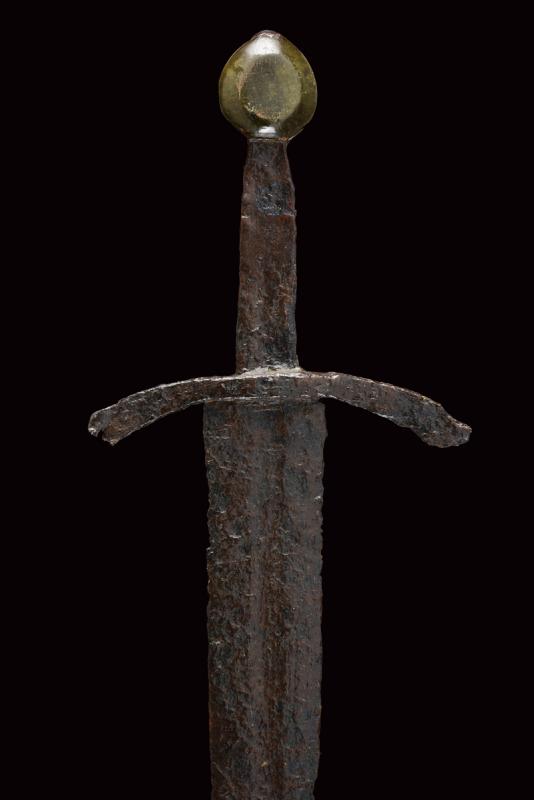 A rare sword - Image 2 of 5
