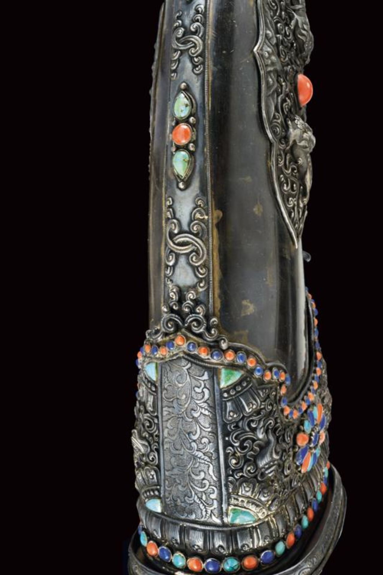 A rare silver-mounted ceremonial short sword - Image 7 of 8